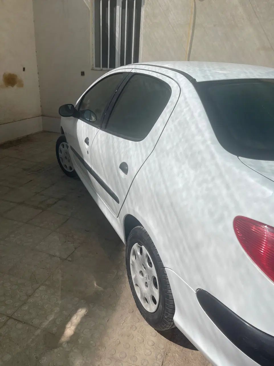 پژو ۲۰۶ صندوق دار v8 - 1390
