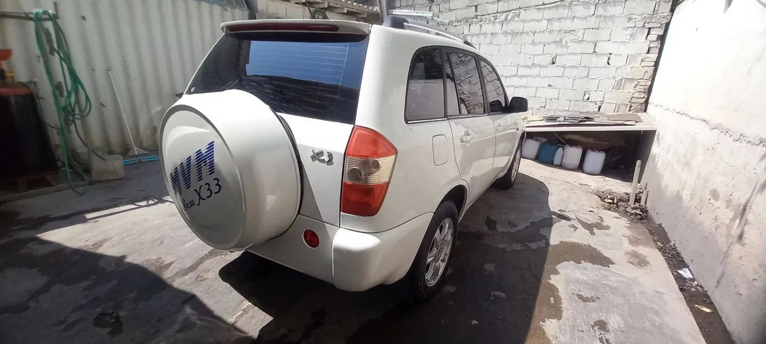 ام وی ام X33 دنده‌ای ساده - 1390