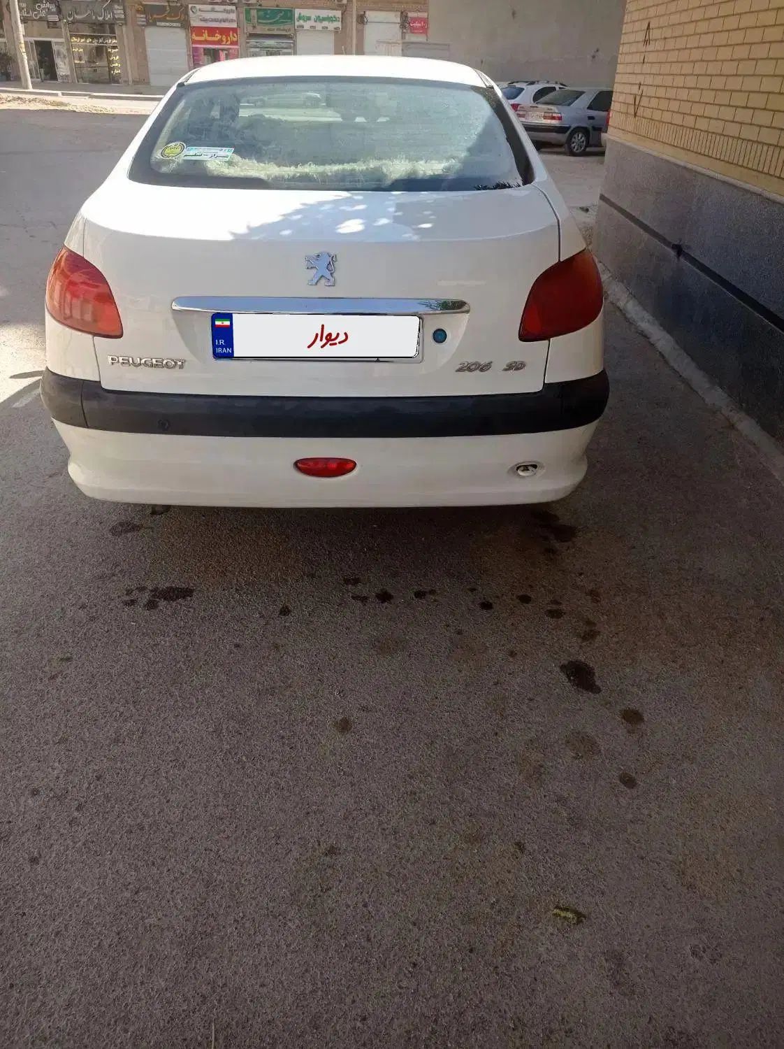 پژو ۲۰۶ صندوق دار v8 - 1393