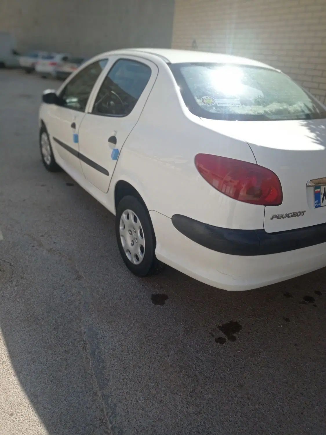 پژو ۲۰۶ صندوق دار v8 - 1393