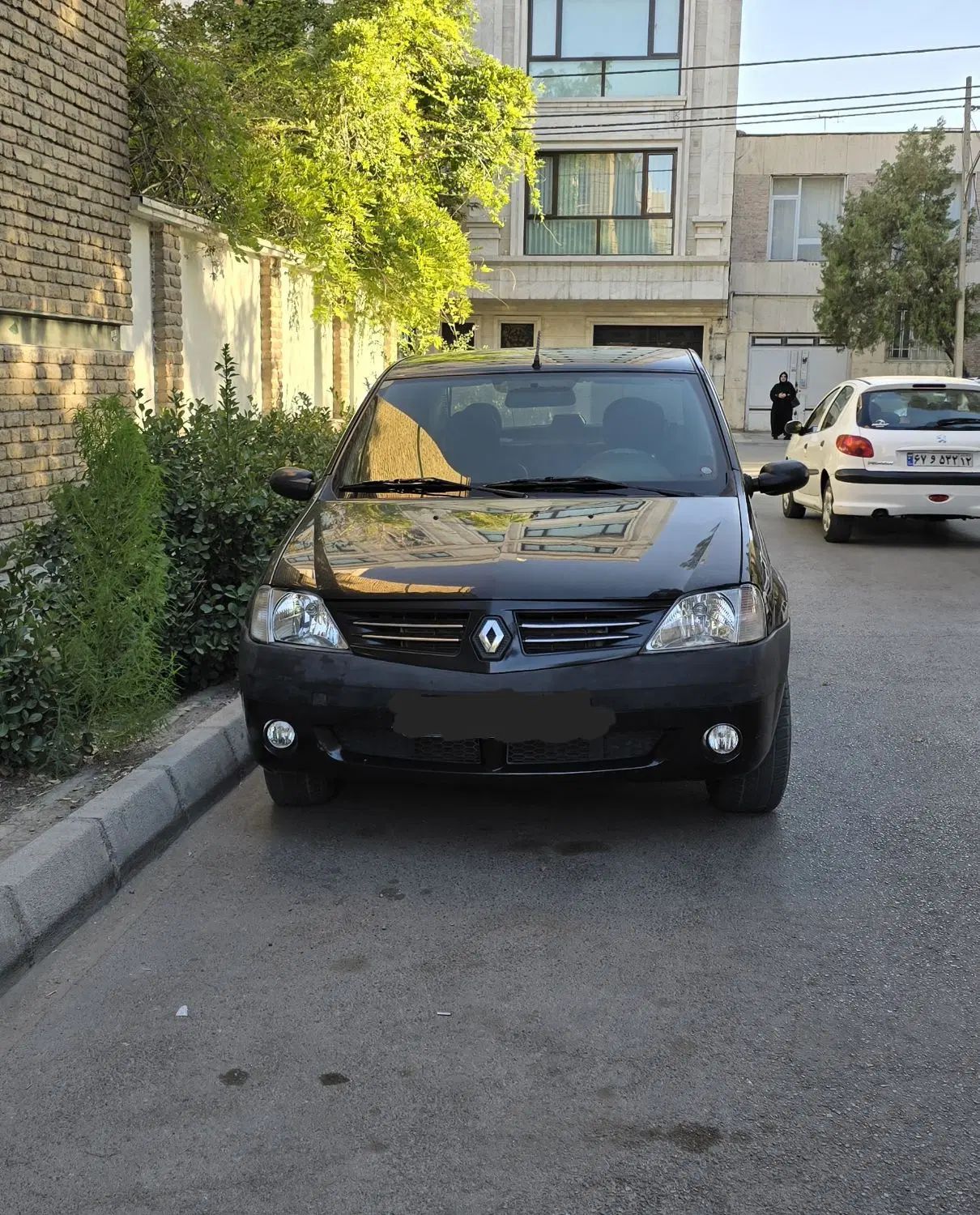خودرو رنو، تندر 90 آگهی ann_19983301