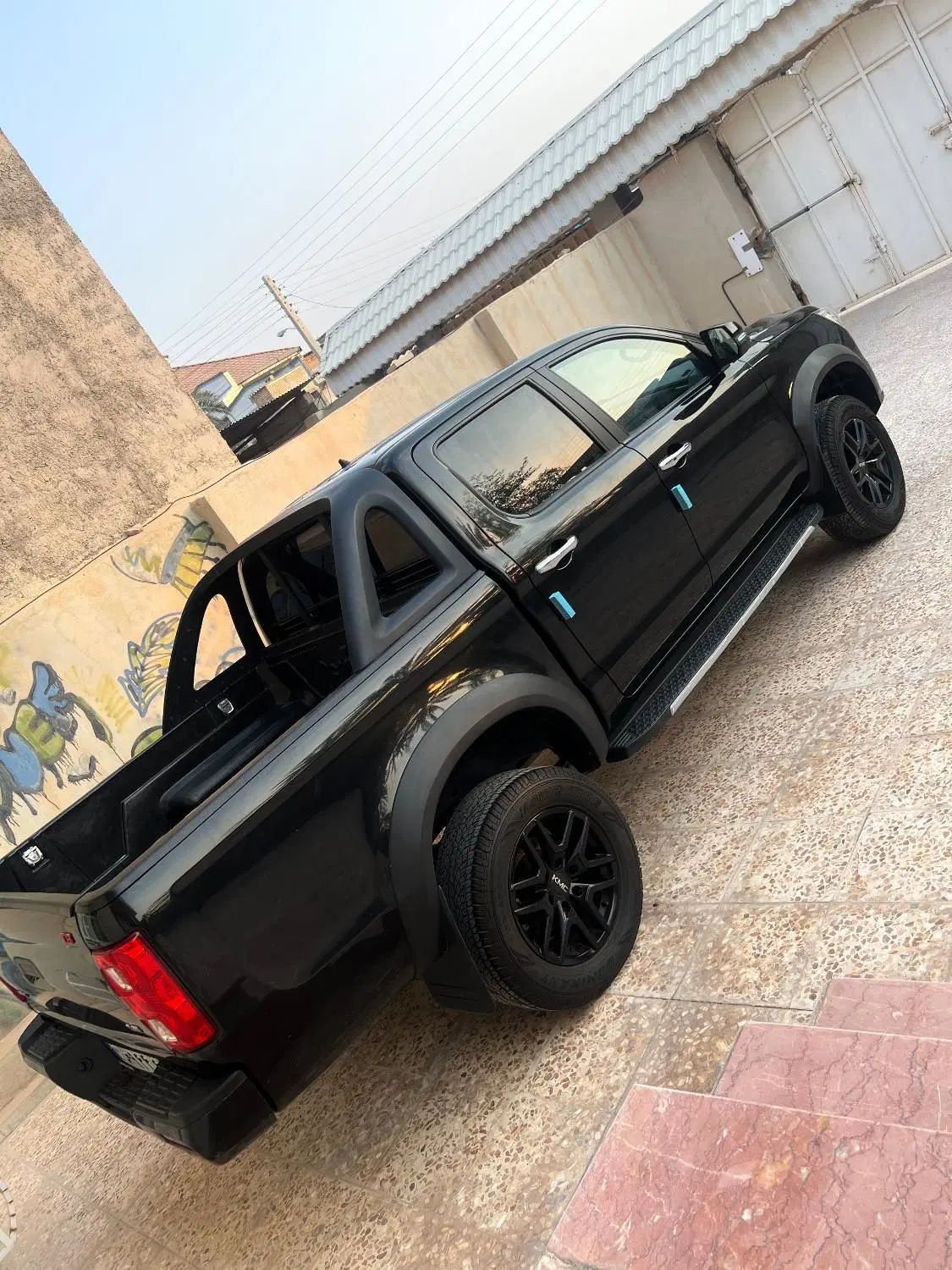 خودرو کی ام سی، T8 آگهی ann_19983434
