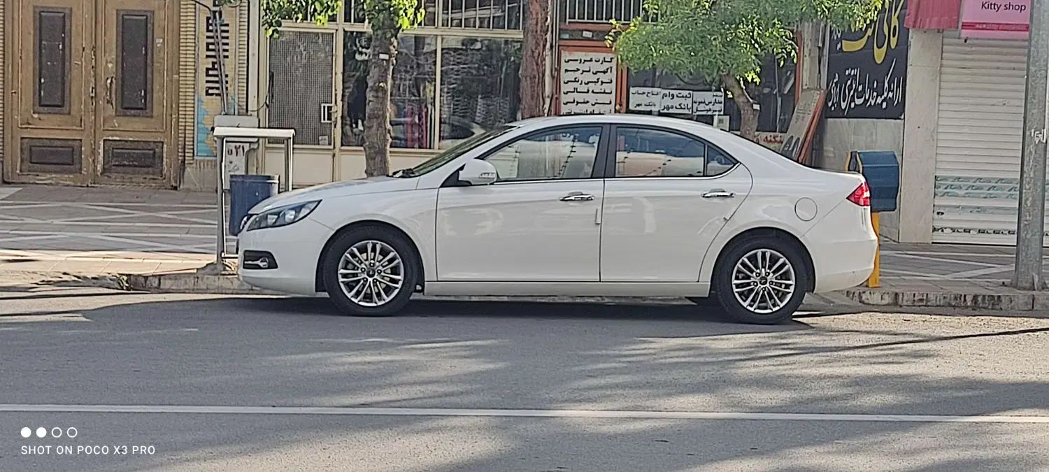 جک J5 اتوماتیک - 1394