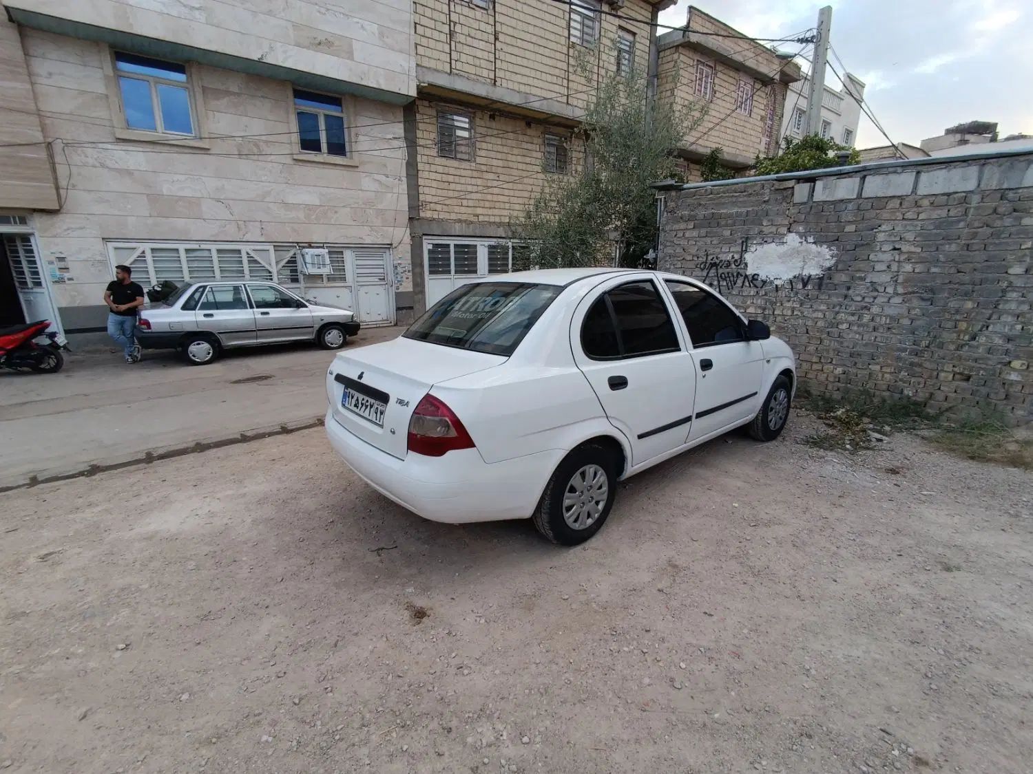 تیبا صندوق دار EX - 1391