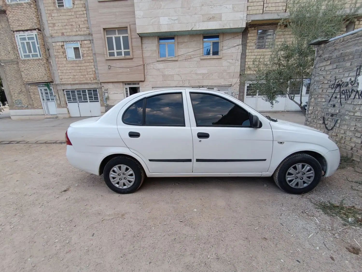 تیبا صندوق دار EX - 1391