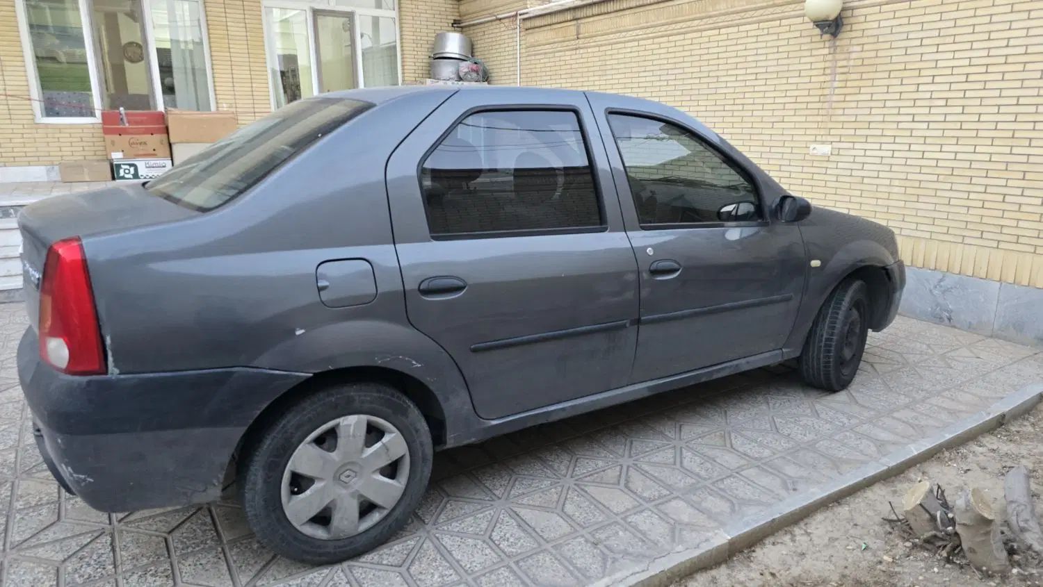 خودرو رنو، تندر 90 آگهی ann_19984371