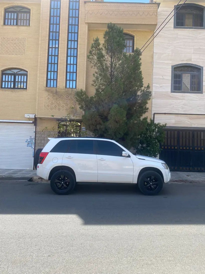 سوزوکی ویتارا ایران خودرو 2400 دنده‌ای - 1394