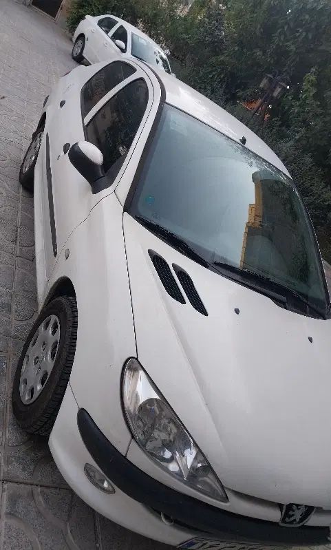 پژو ۲۰۶ صندوق دار v8 - 1394