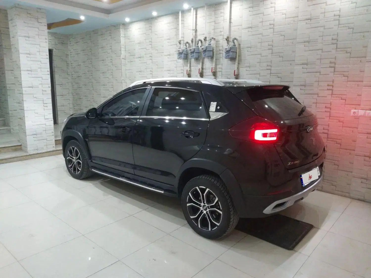 ام وی ام X22 پرو اتوماتیک IE - 1401