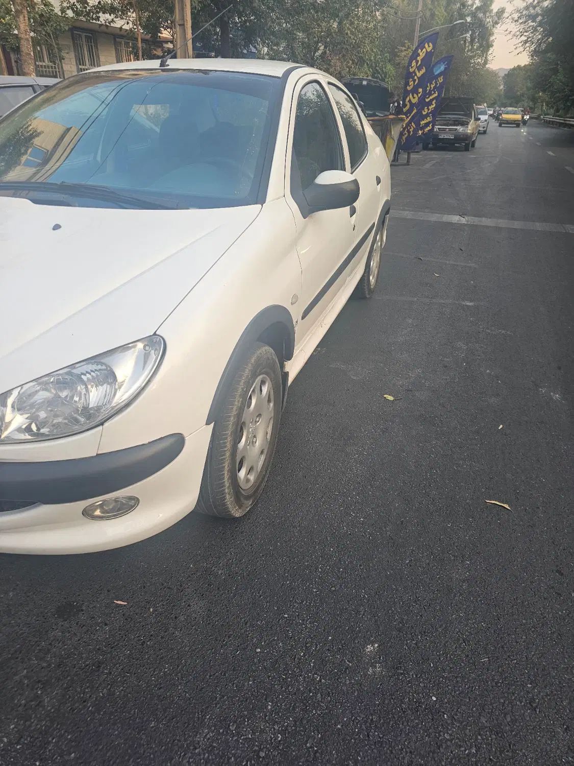 پژو ۲۰۶ صندوق دار v8 - 1398