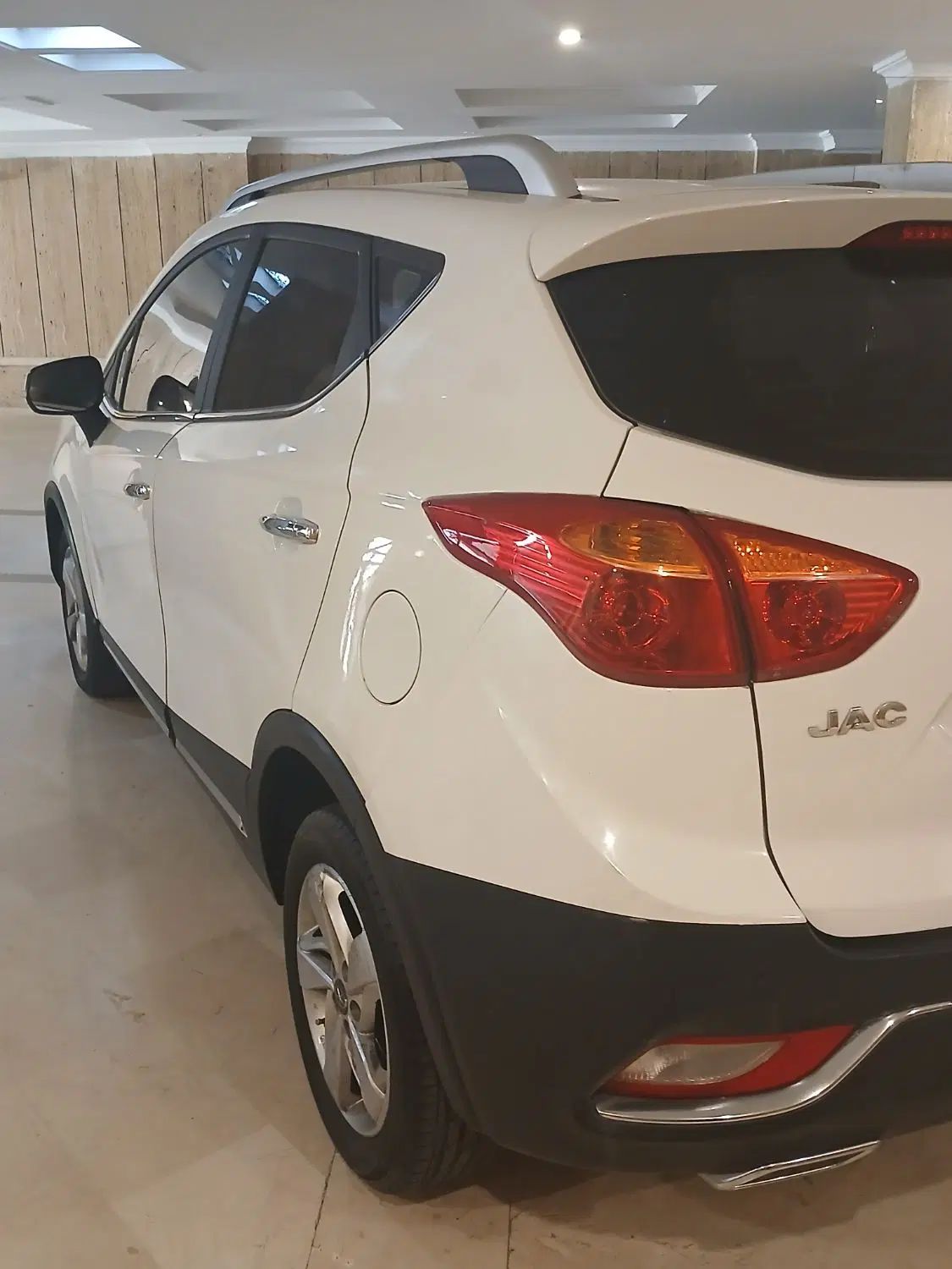 جک S3 اتوماتیک - 1400