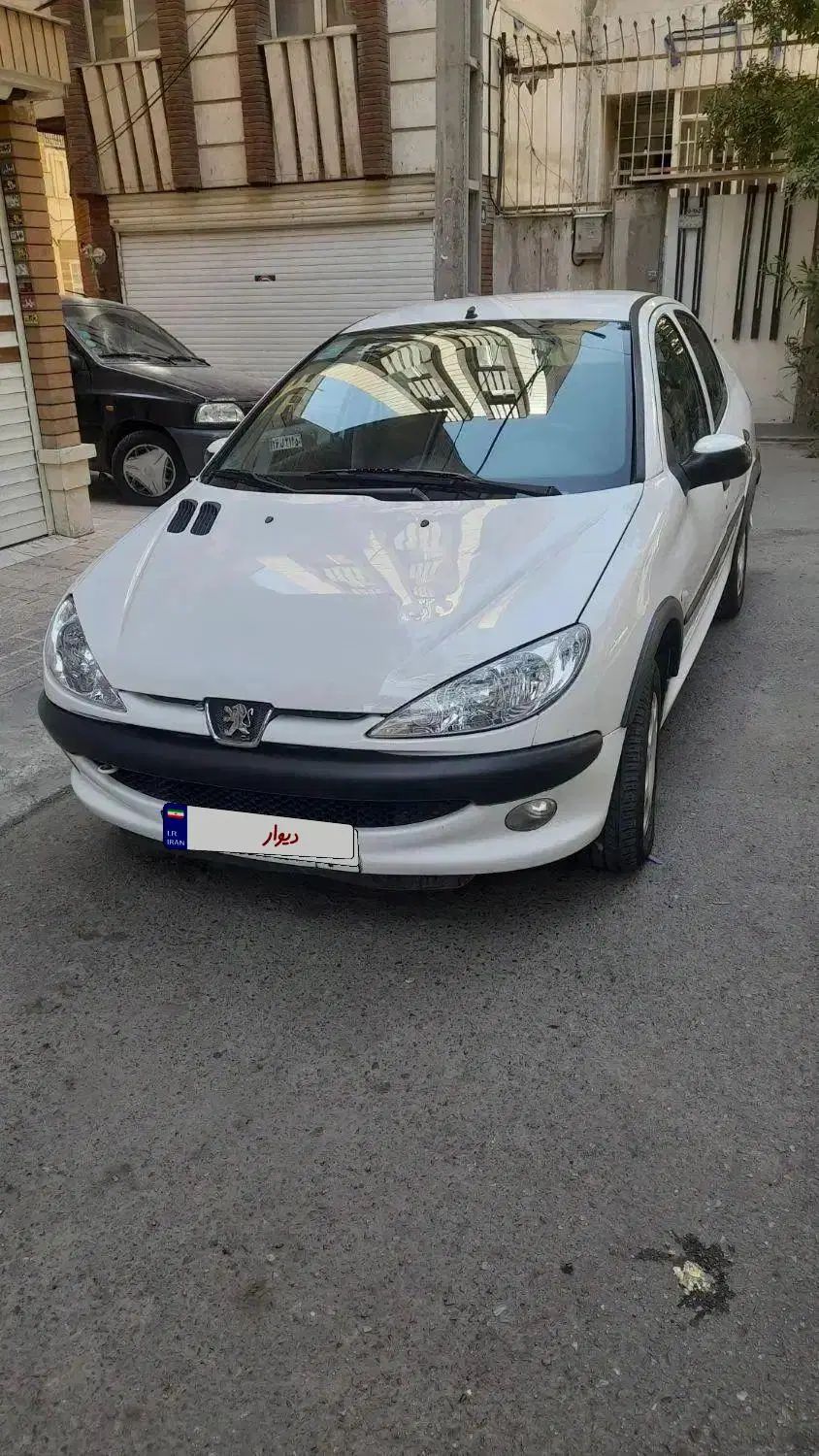 پژو ۲۰۶ صندوق دار v8 - 1397