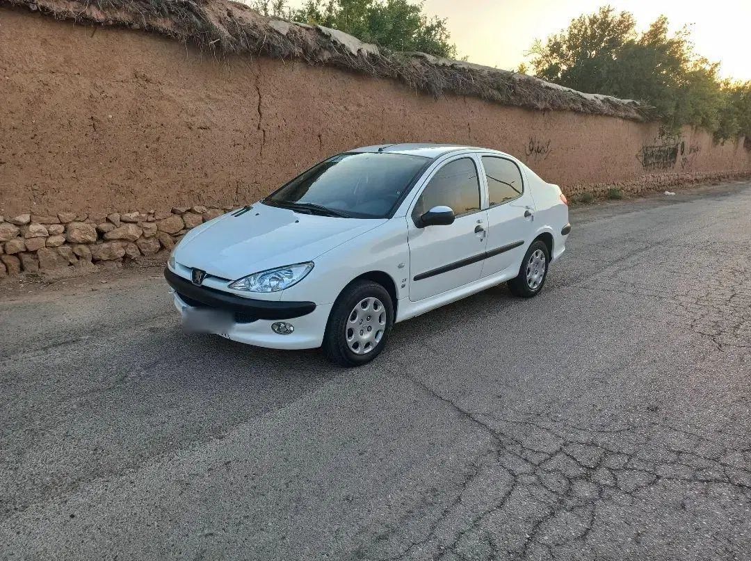 پژو ۲۰۶ صندوق دار v8 - 1399