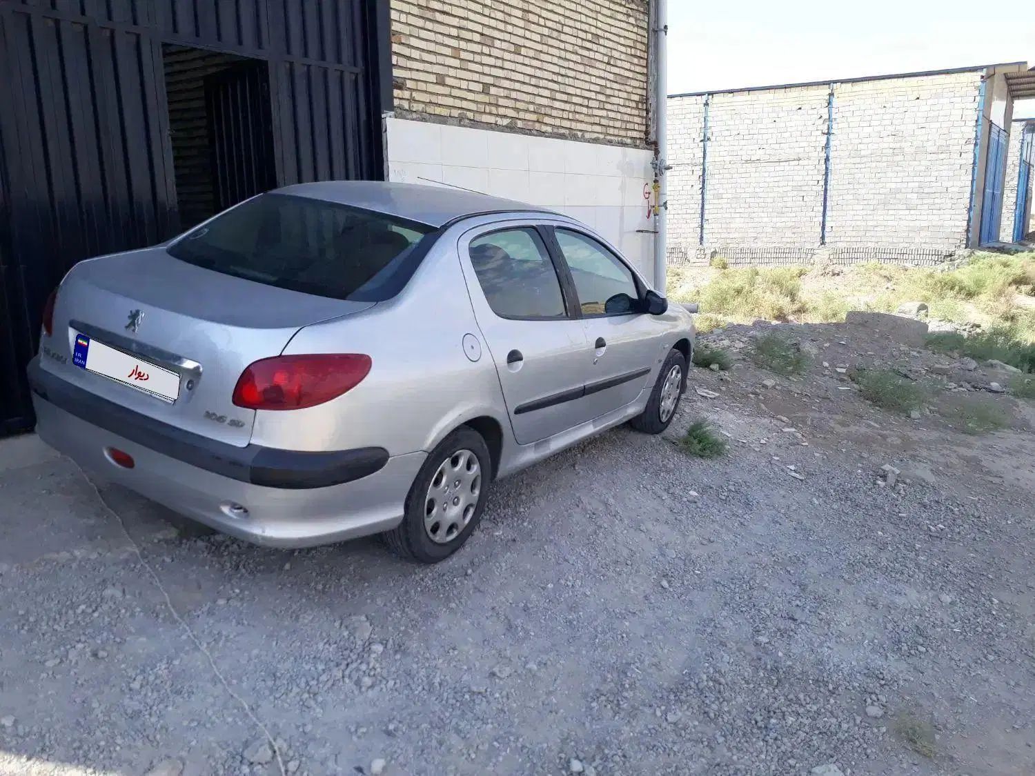 پژو ۲۰۶ صندوق دار v8 - 1386