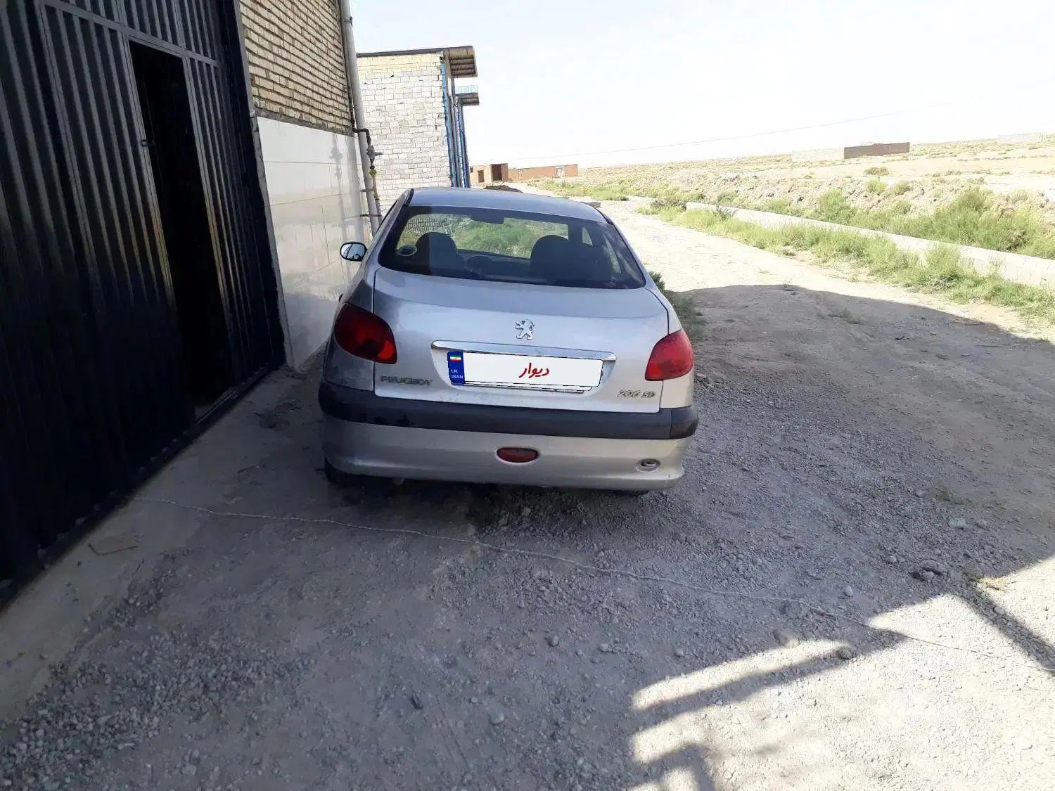 پژو ۲۰۶ صندوق دار v8 - 1386