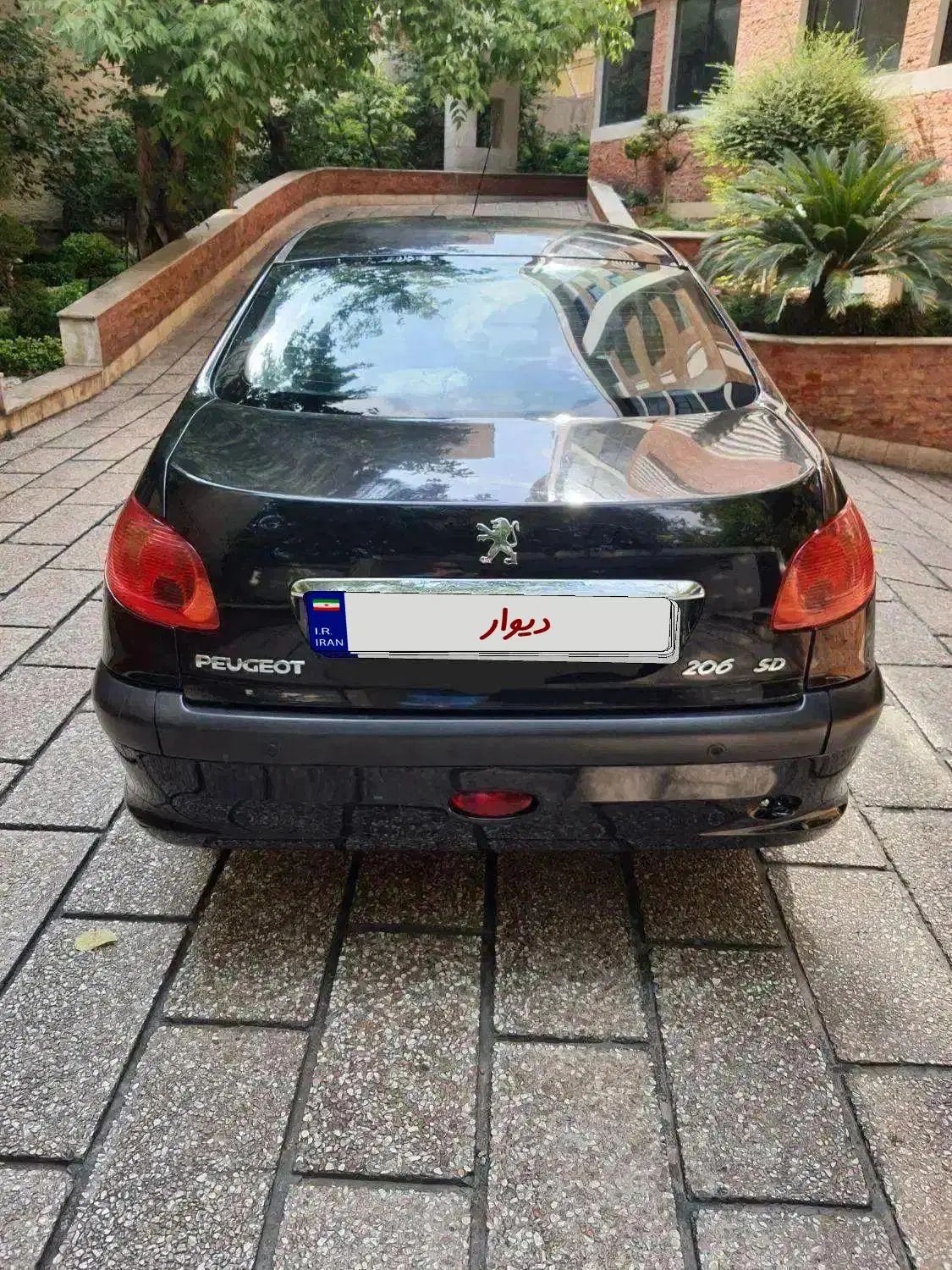 پژو ۲۰۶ صندوق دار v8 - 1394