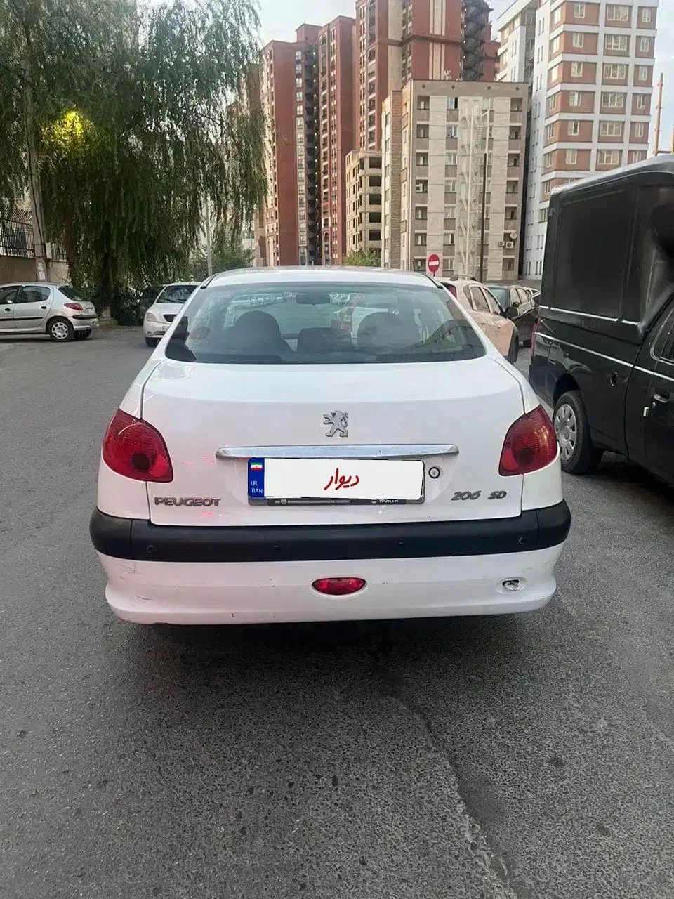 پژو ۲۰۶ صندوق دار v8 - 1390