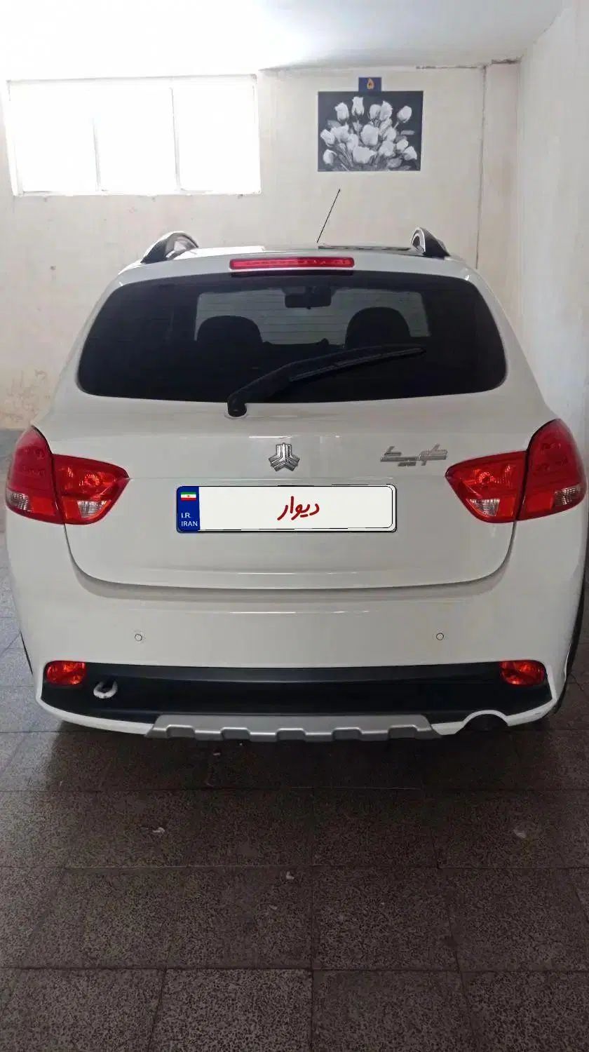 کوییک R دنده‌ای - 1403