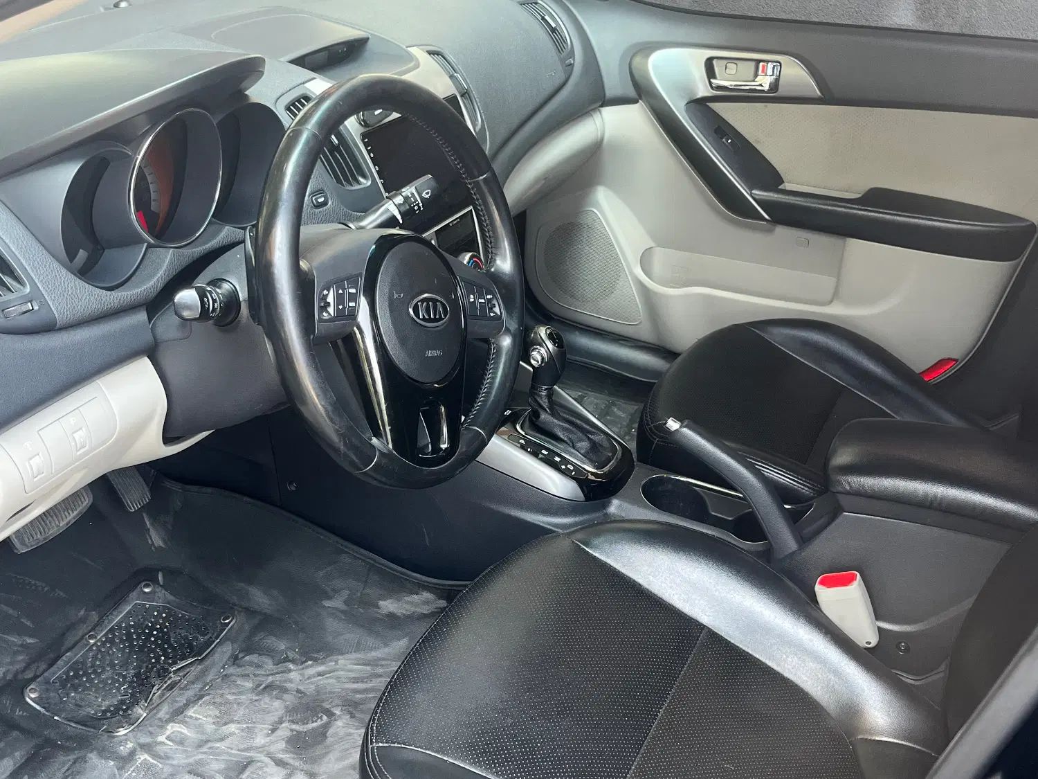کیا سراتو 2.0 لیتر اتوماتیک GT لاین - 2018