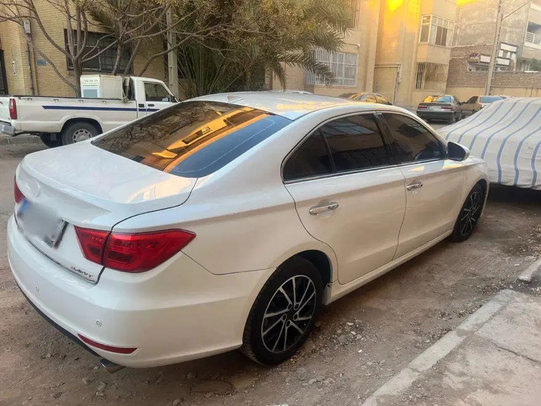 لیفان 820 اتوماتیک - 1395