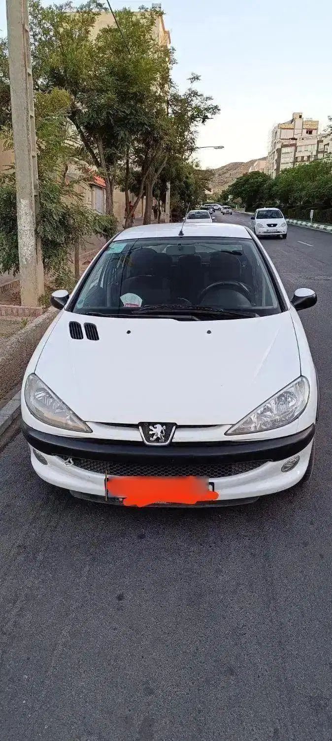 پژو ۲۰۶ صندوق دار v8 - 1396