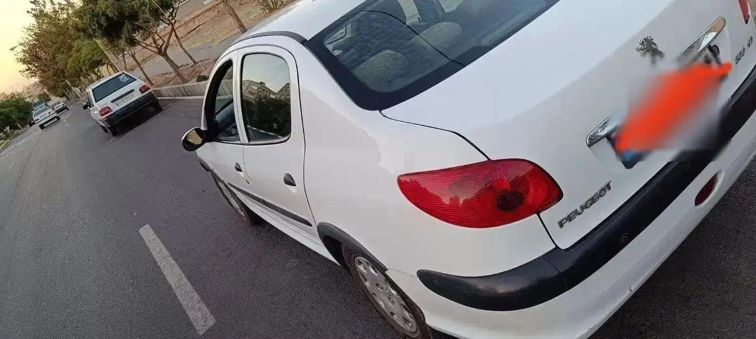 پژو ۲۰۶ صندوق دار v8 - 1396
