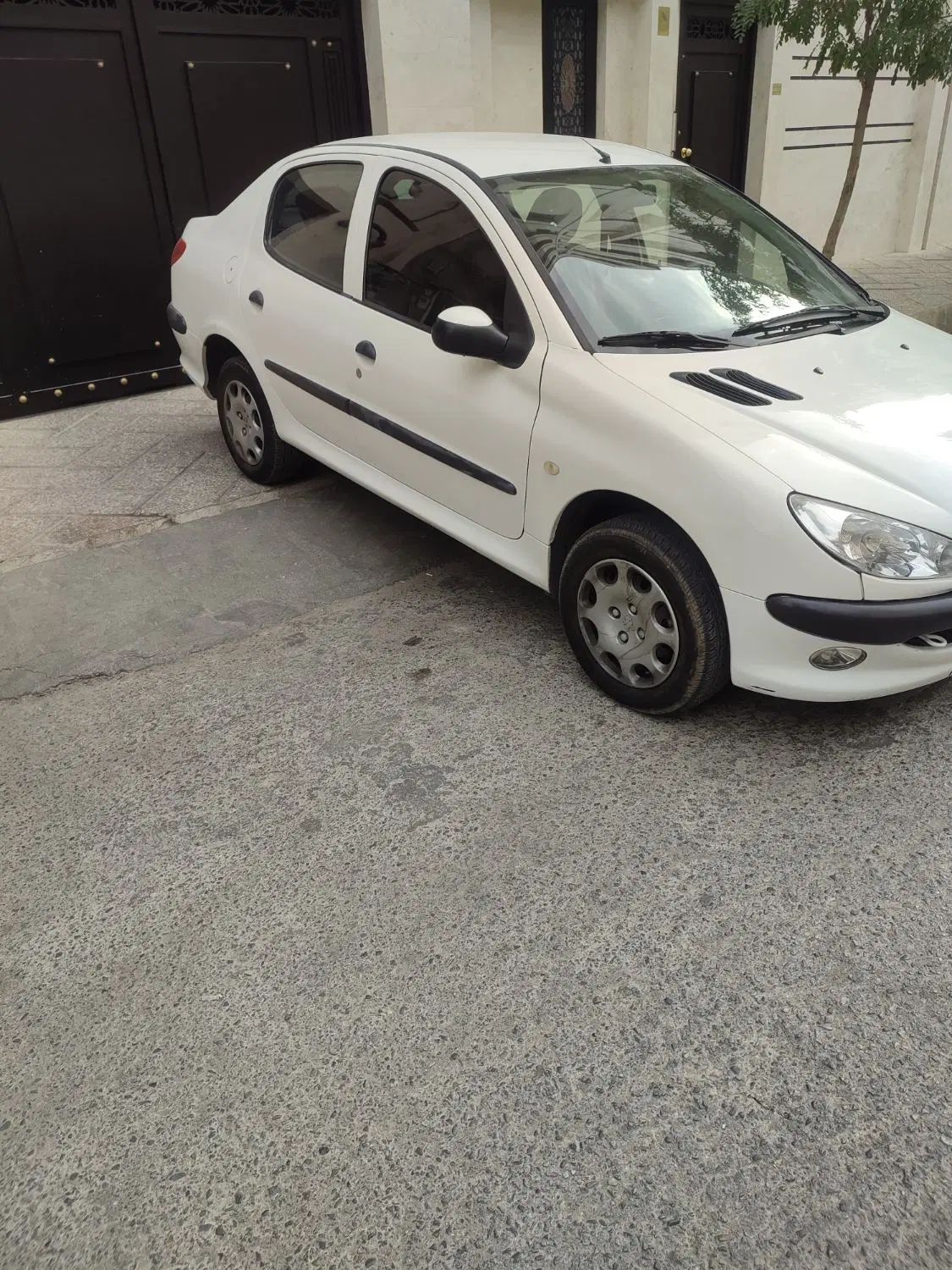 پژو ۲۰۶ صندوق دار v8 - 1393
