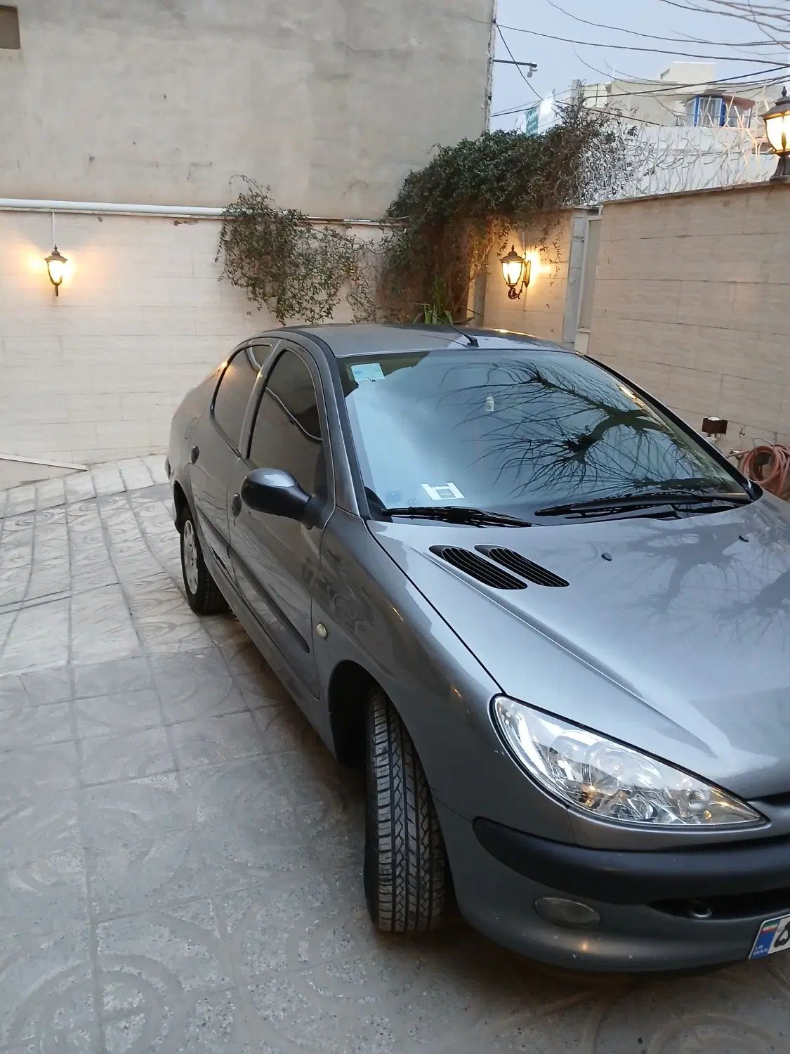 پژو ۲۰۶ صندوق دار v8 - 1393