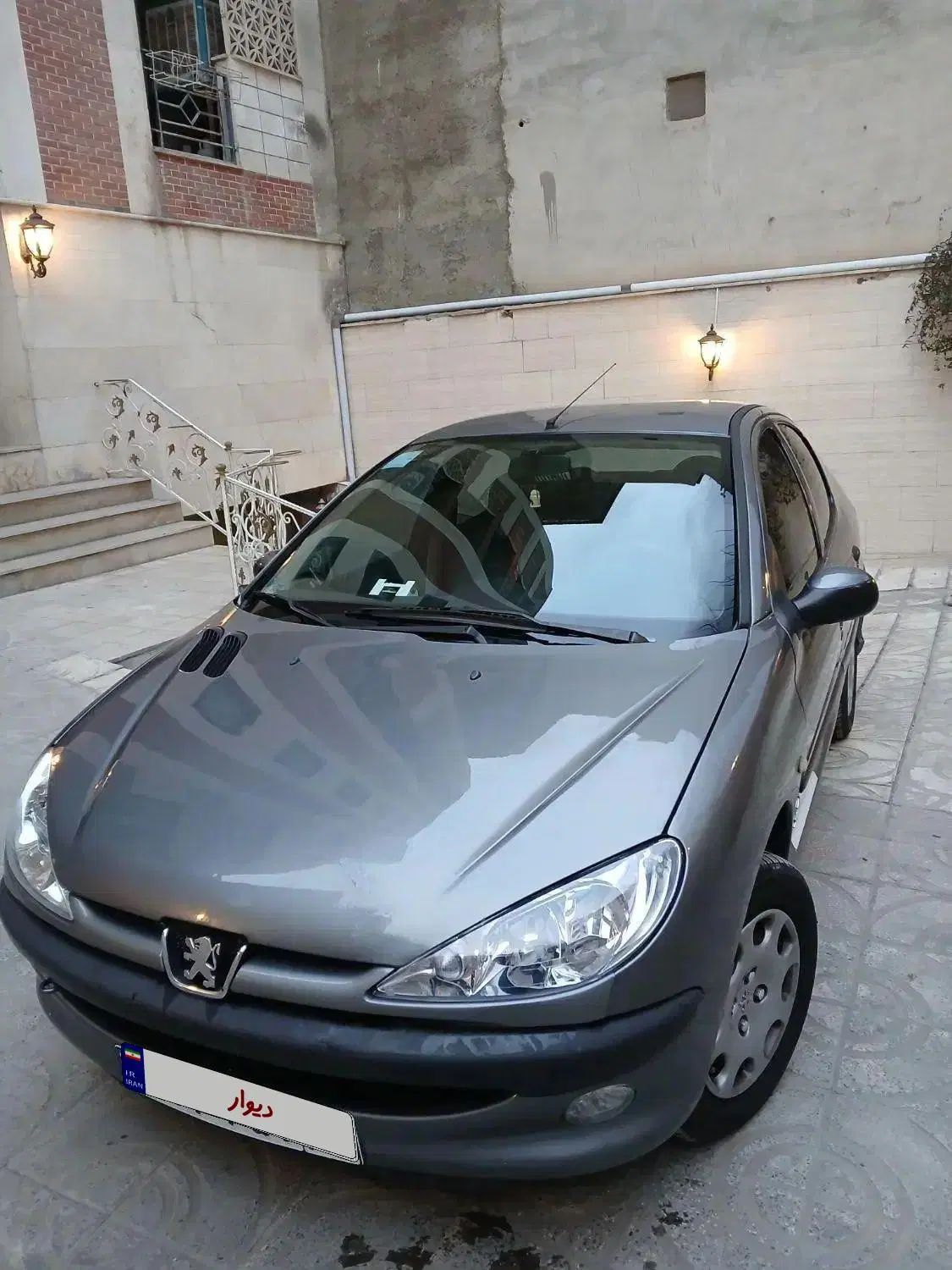 پژو ۲۰۶ صندوق دار v8 - 1393