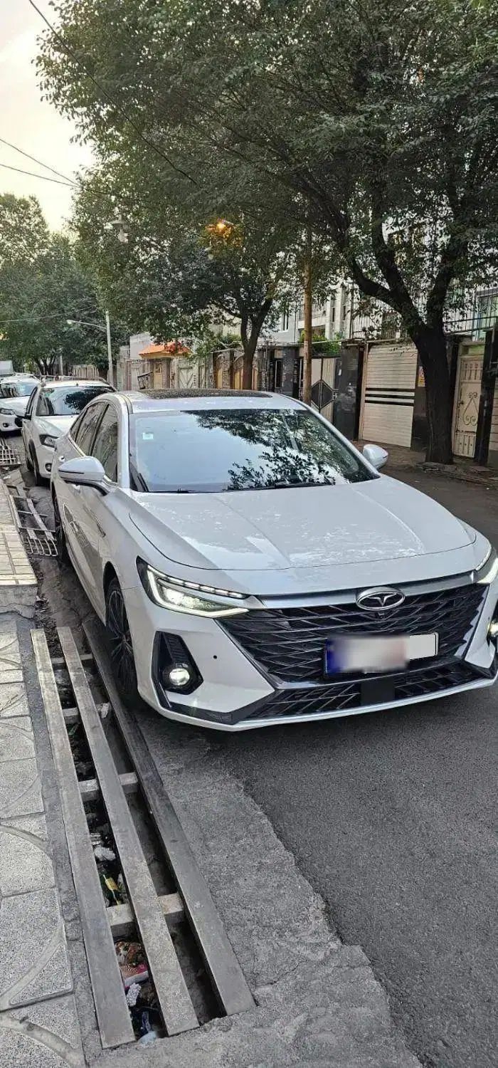 فونیکس آریزو 8 اکسلنت - 2025