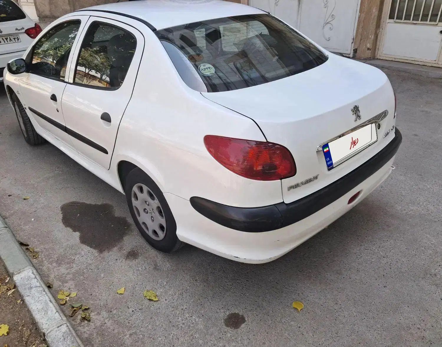پژو ۲۰۶ صندوق دار v8 - 1398