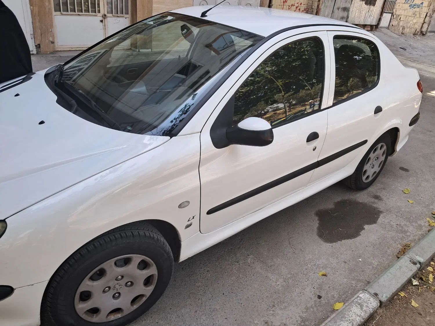 پژو ۲۰۶ صندوق دار v8 - 1398
