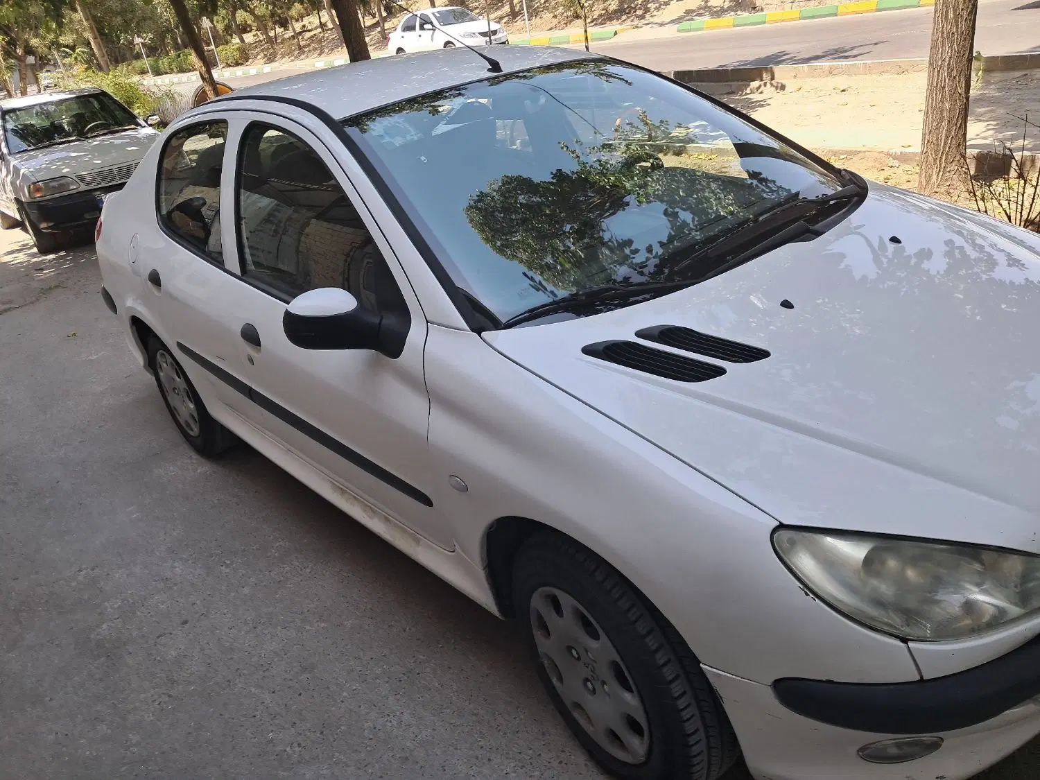 پژو ۲۰۶ صندوق دار v8 - 1398