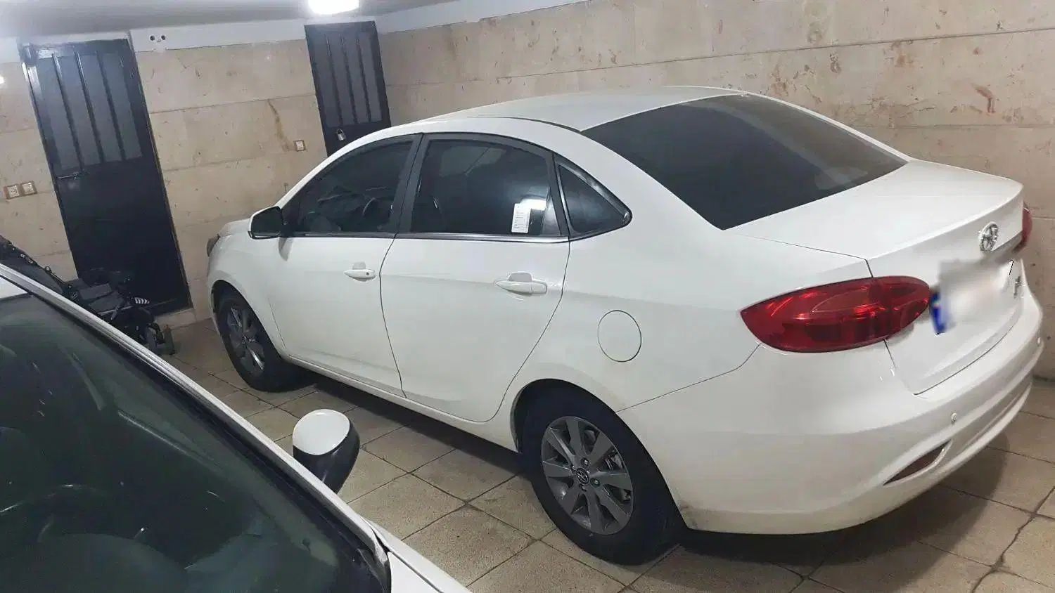 جک J4 اتوماتیک ساده - 1403