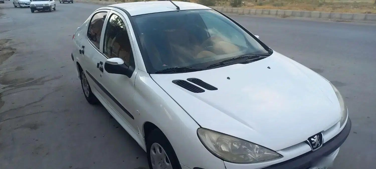 پژو ۲۰۶ صندوق دار v8 - 1395