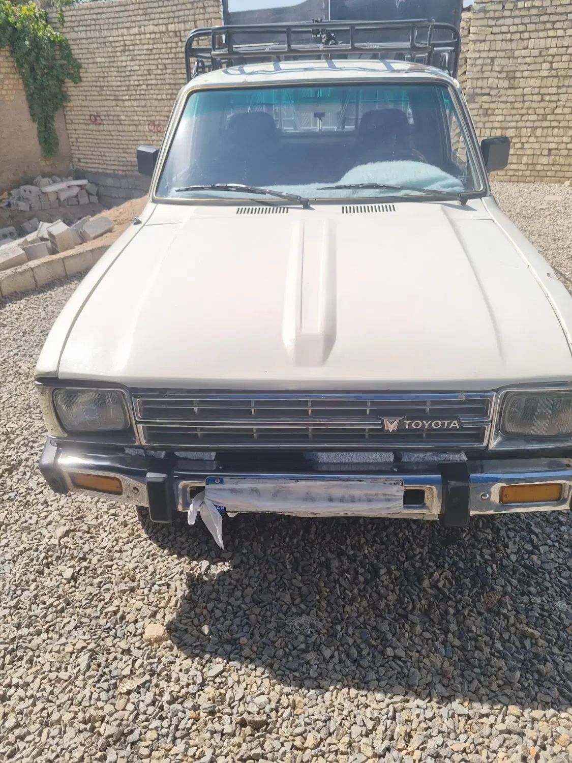 تویوتا کمری XLE - 1402