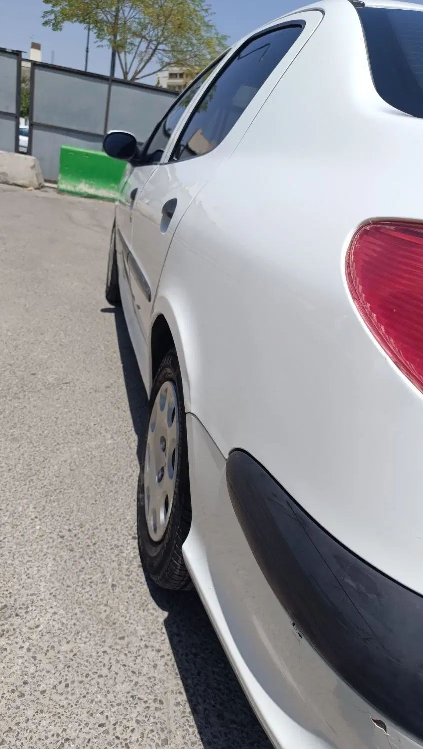 پژو ۲۰۶ صندوق دار v8 - 1394