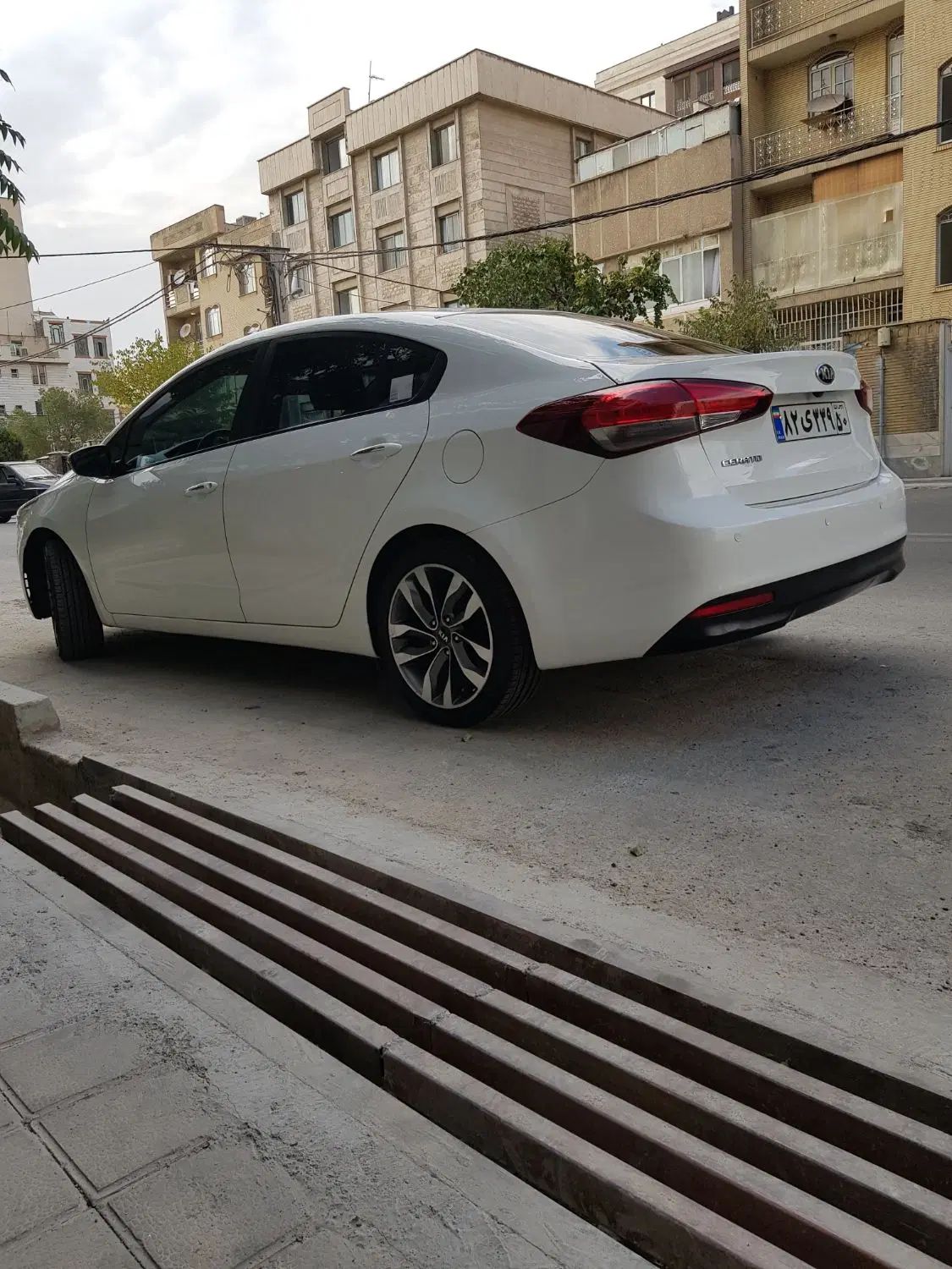 کیا سراتو 2.0 لیتر اتوماتیک GT لاین - 2017