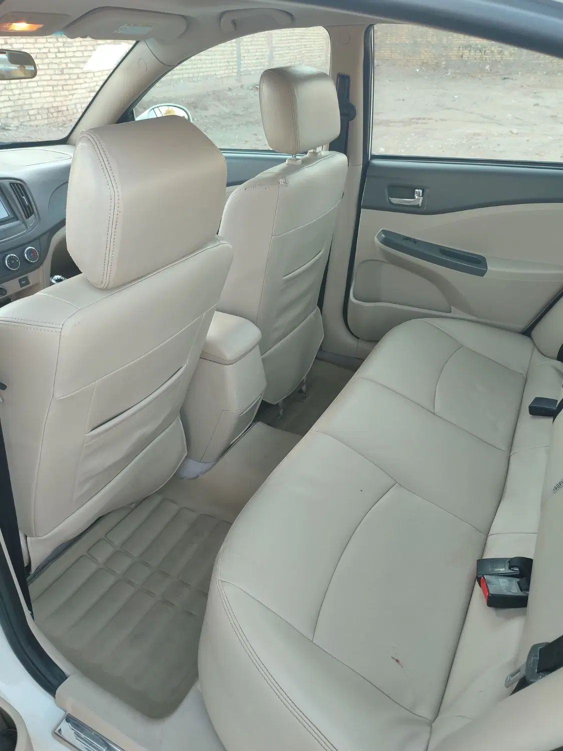 ام وی ام 550 دنده‌ای - 1395