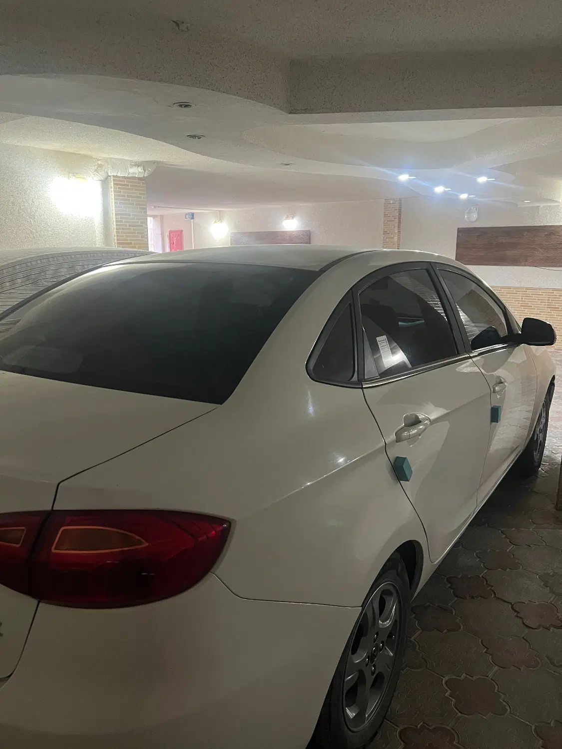 جک J4 اتوماتیک ساده - 1400