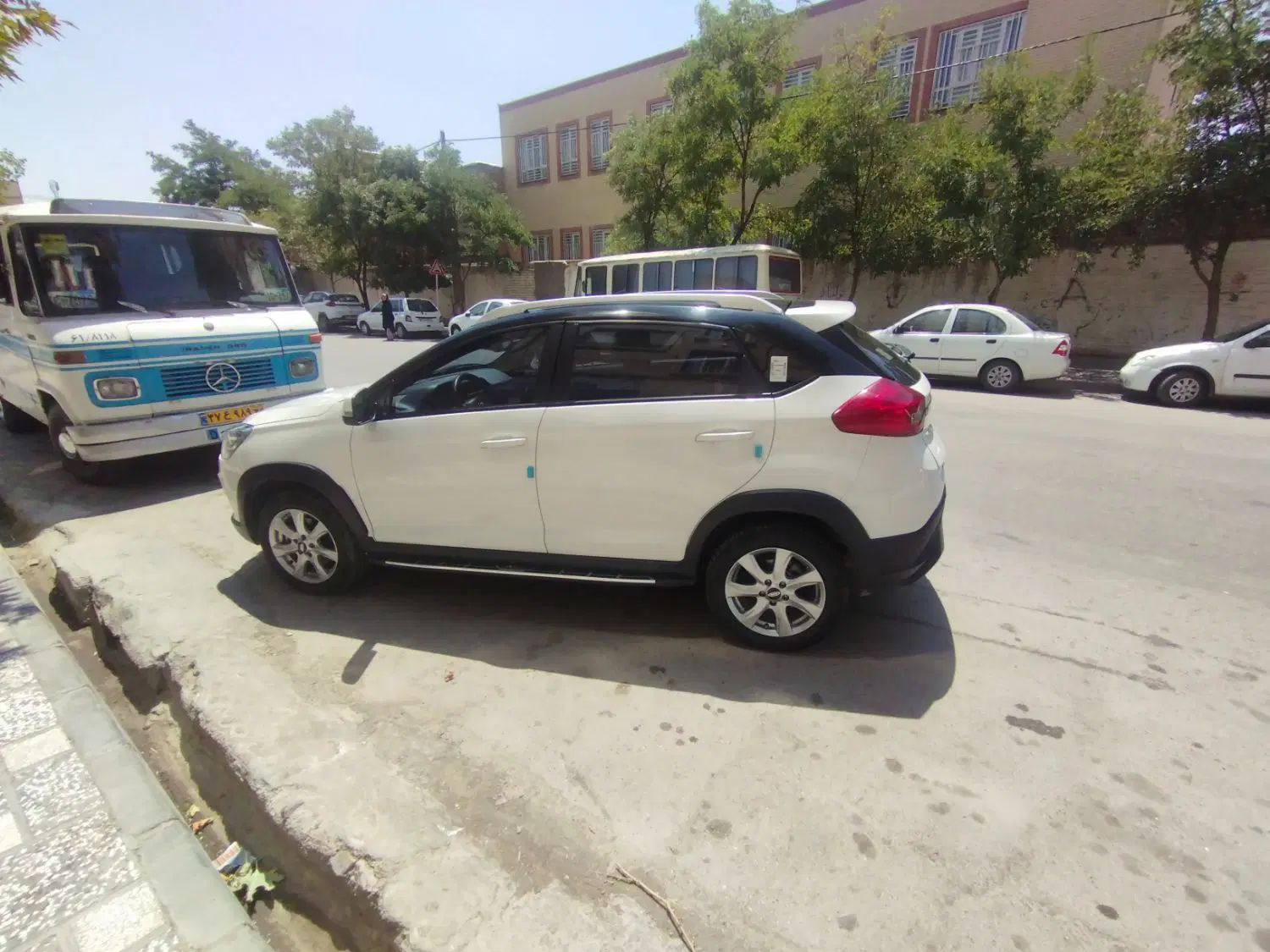 ام وی ام X22 دنده ای اسپرت لاکچری - 1401