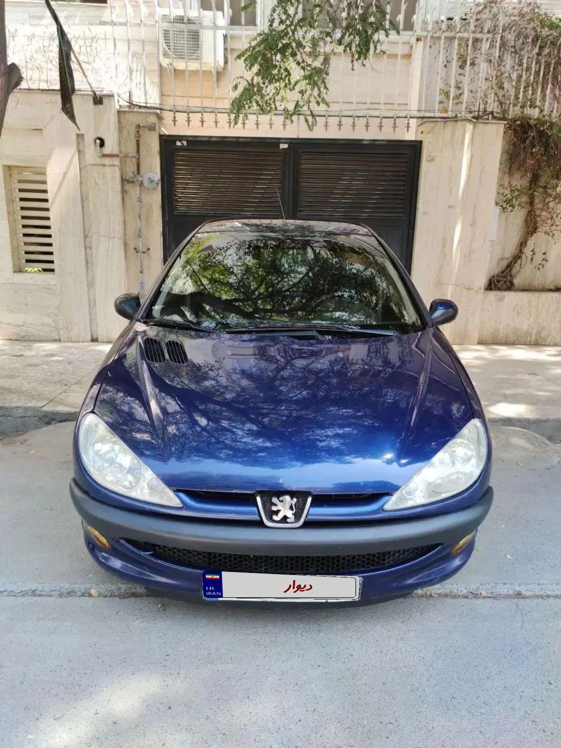 پژو ۲۰۶ صندوق دار v8 - 1390