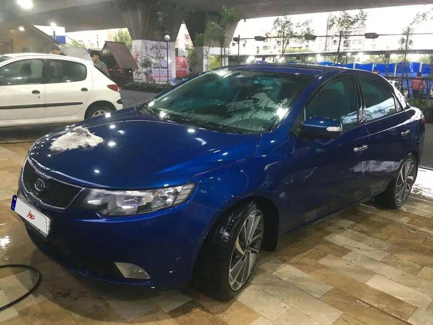 کیا سراتو 2.0 لیتر اتوماتیک GT لاین - 2010