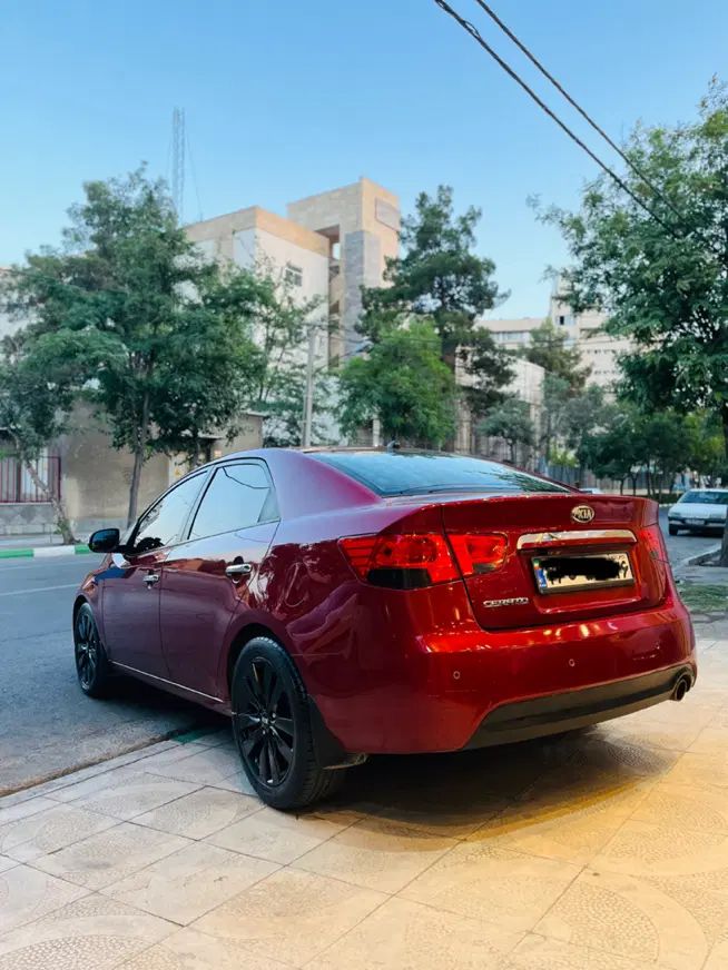کیا سراتو 2.0 لیتر اتوماتیک GT لاین - 2010