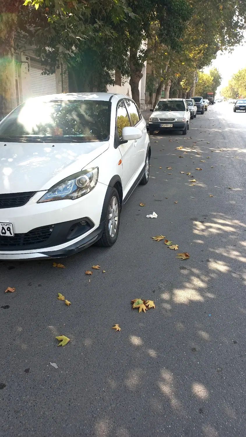 ام وی ام 315 هاچ بک اسپرت لاکچری - 1395
