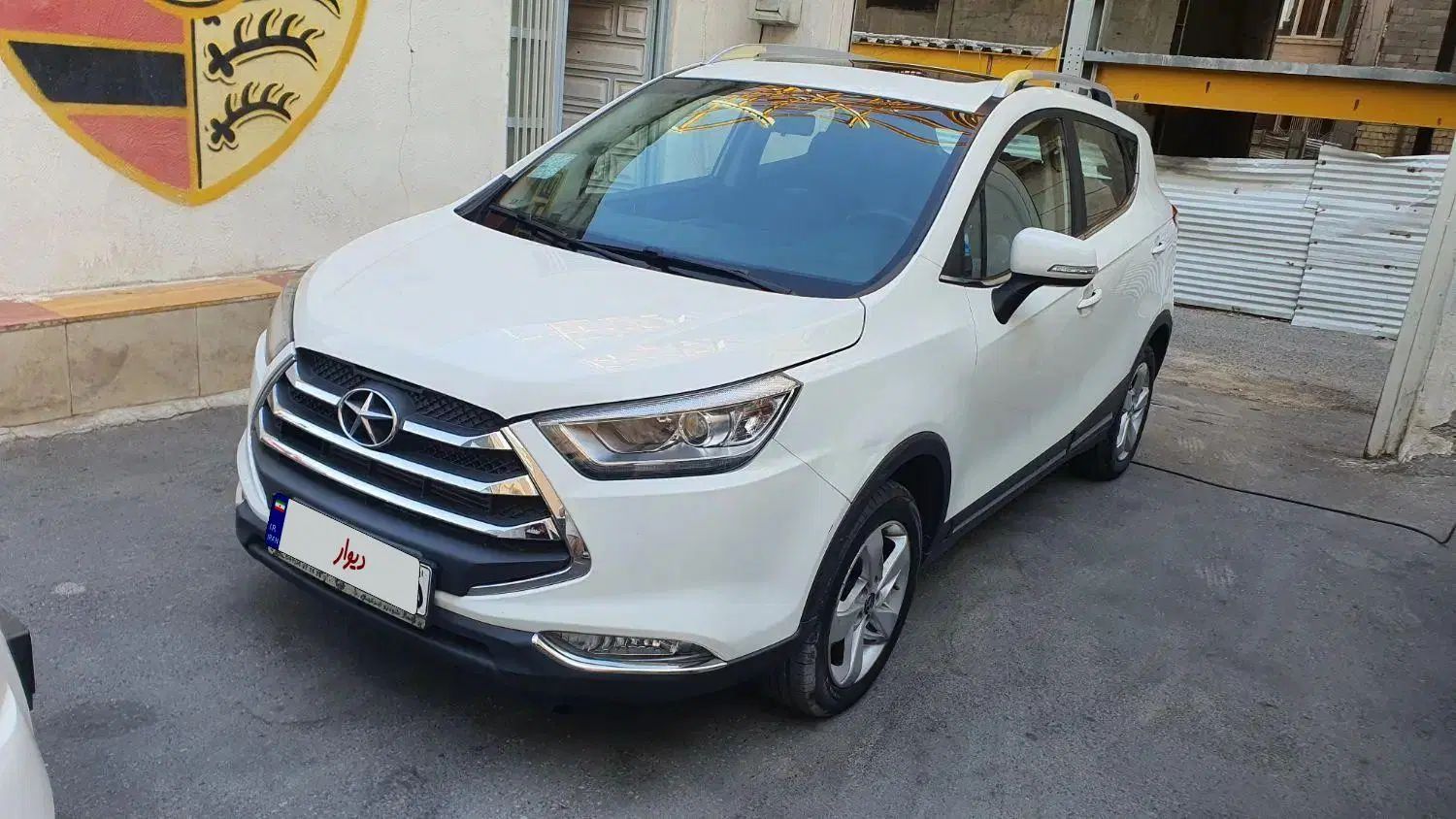 جک S3 اتوماتیک - 1402