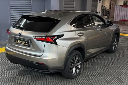 لکسوس NX 200T توربو - 2017