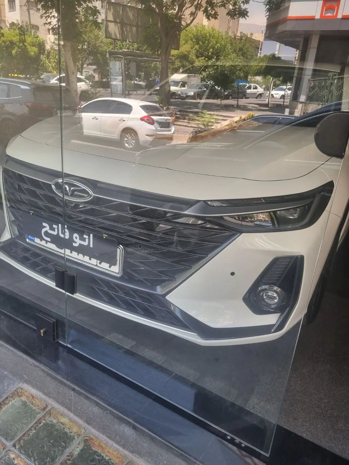 فونیکس آریزو 8 اکسلنت - 2024