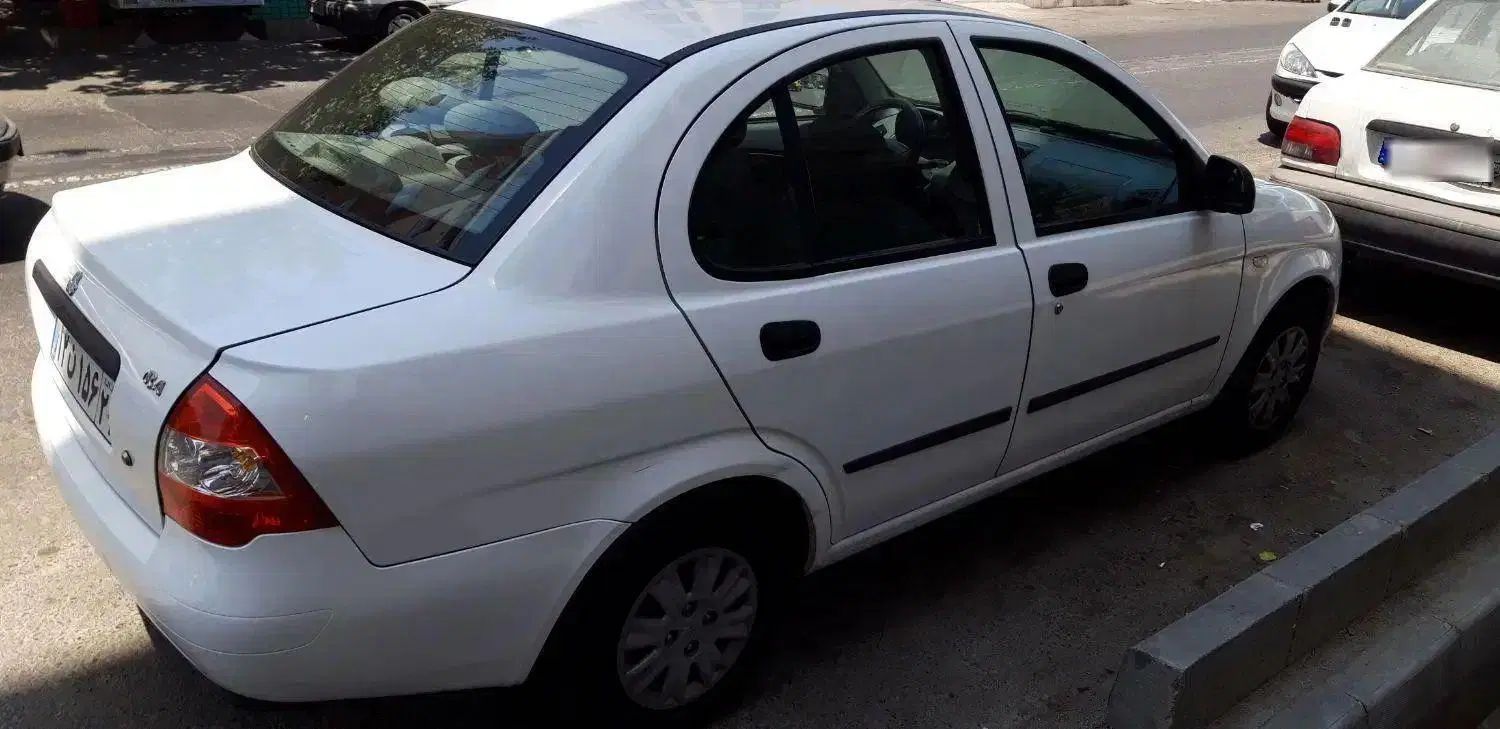 تیبا صندوق دار SX - 1401