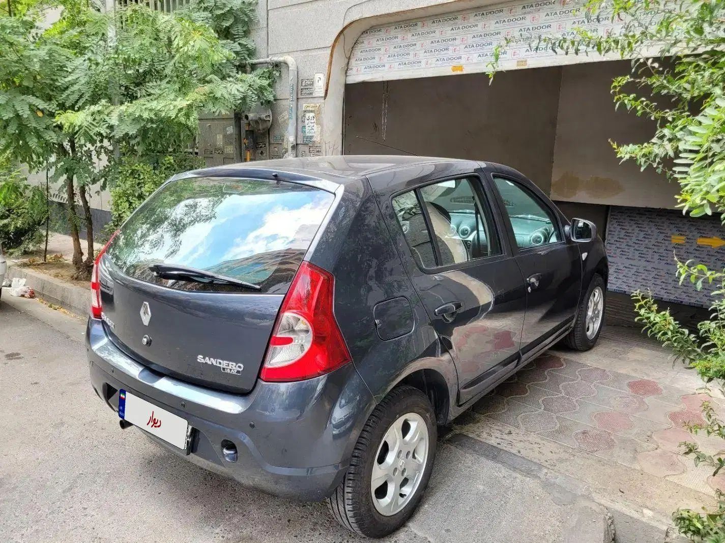 رنو ساندرو اتوماتیک - 1397